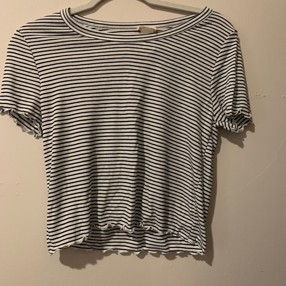 Basic cropped tee